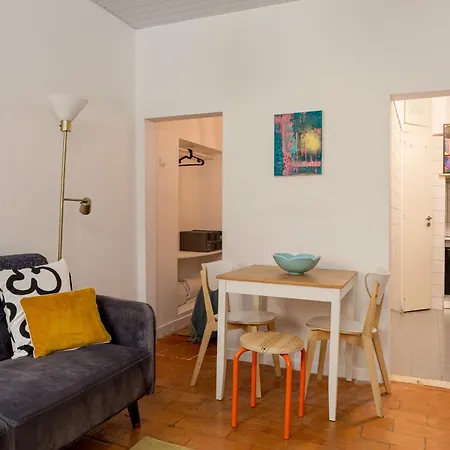 Quiet Bloom - In Estrela Appartement *